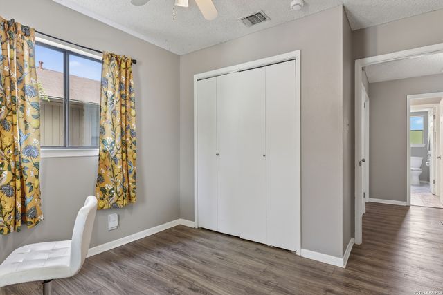 4619 Spotted Oak Woods, San Antonio, TX 78249