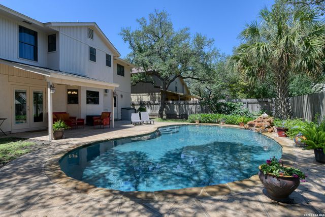 4619 Spotted Oak Woods, San Antonio, TX 78249