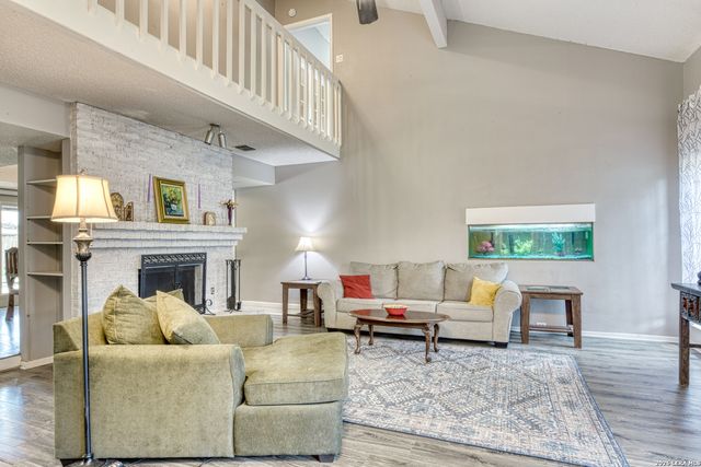 4619 Spotted Oak Woods, San Antonio, TX 78249