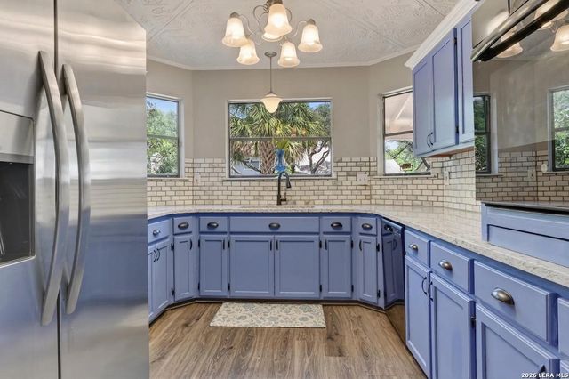 4619 Spotted Oak Woods, San Antonio, TX 78249