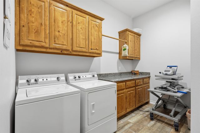 111 Flying Diamond Drive, Springtown, TX 76082