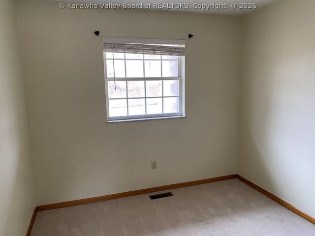 6192 E Pea Ridge Road, Huntington, WV 25705