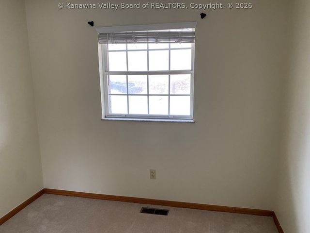 6192 E Pea Ridge Road, Huntington, WV 25705