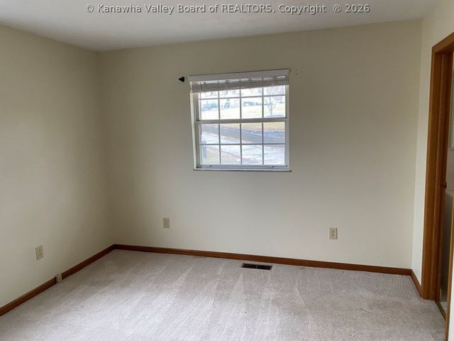 6192 E Pea Ridge Road, Huntington, WV 25705