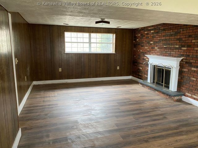 6192 E Pea Ridge Road, Huntington, WV 25705