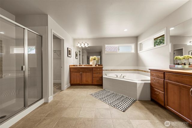 11818 179th Place NE, Redmond, WA 98052