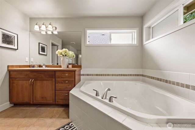 11818 179th Place NE, Redmond, WA 98052