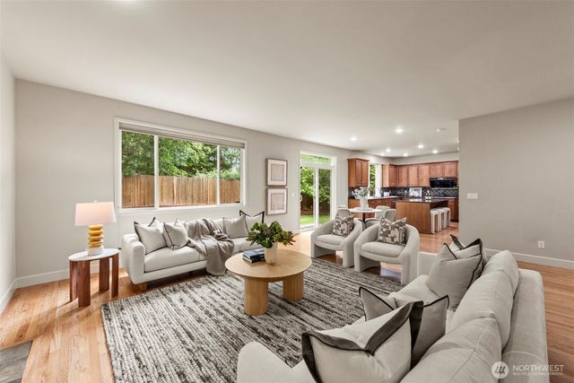 11818 179th Place NE, Redmond, WA 98052