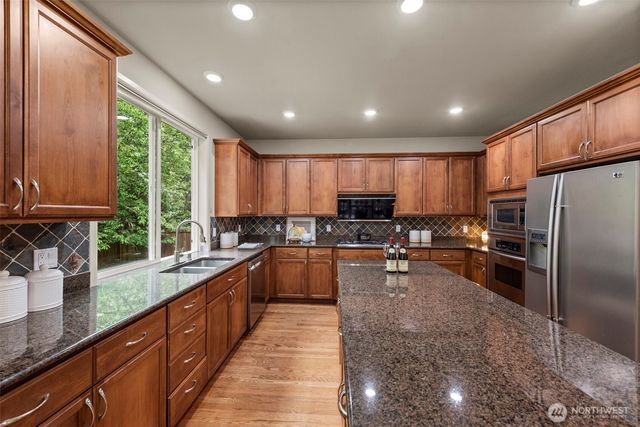 11818 179th Place NE, Redmond, WA 98052