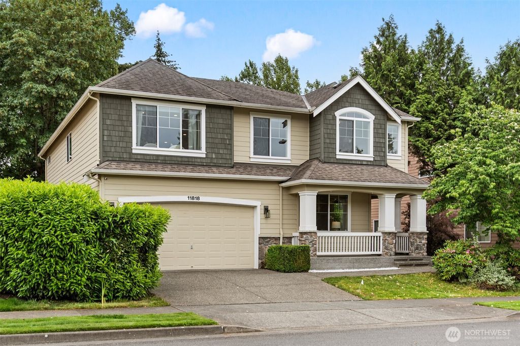 11818 179th Place NE, Redmond, WA 98052