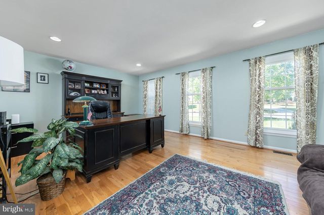 12 CLEARBROOK LN, Sewell, NJ 08080