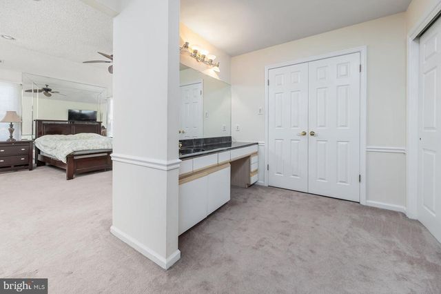 12 CLEARBROOK LN, Sewell, NJ 08080