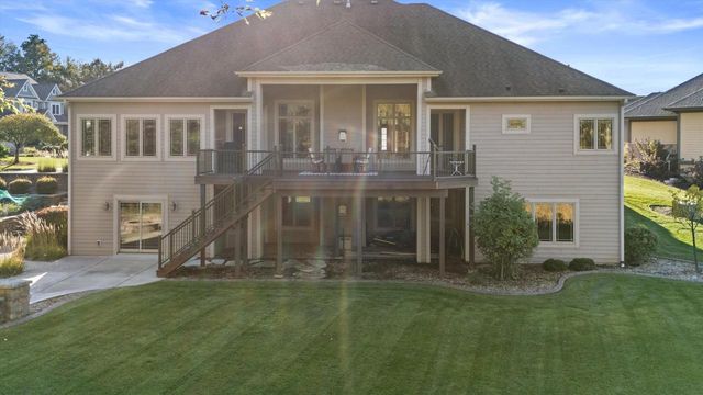 N23W23800 Talon COURT, Waukesha, WI 53188