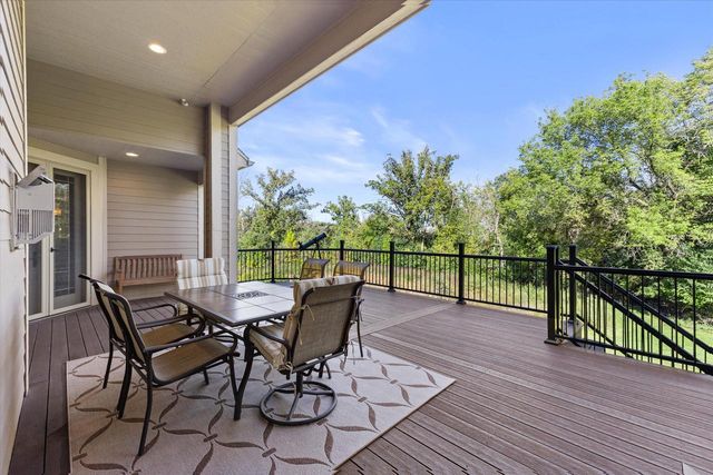 N23W23800 Talon COURT, Waukesha, WI 53188