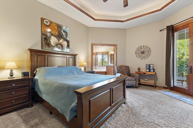N23W23800 Talon COURT, Waukesha, WI 53188