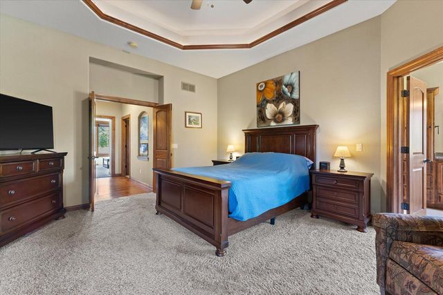 N23W23800 Talon COURT, Waukesha, WI 53188