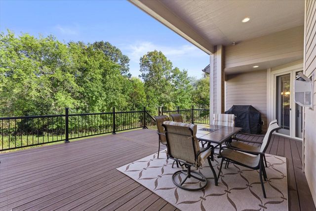 N23W23800 Talon COURT, Waukesha, WI 53188