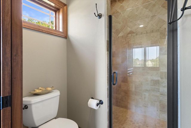 N23W23800 Talon COURT, Waukesha, WI 53188