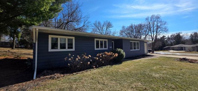 307 Channel Road, Albert Lea, MN 56007