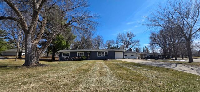 307 Channel Road, Albert Lea, MN 56007