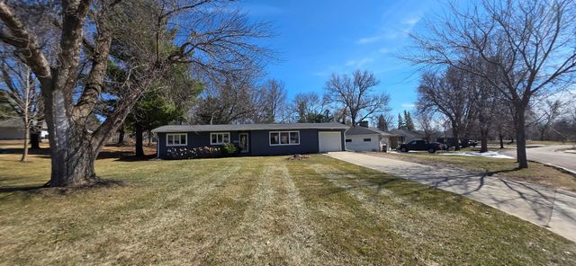 307 Channel Road, Albert Lea, MN 56007