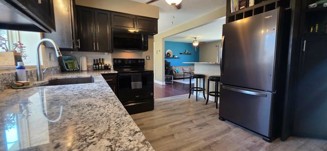 307 Channel Road, Albert Lea, MN 56007