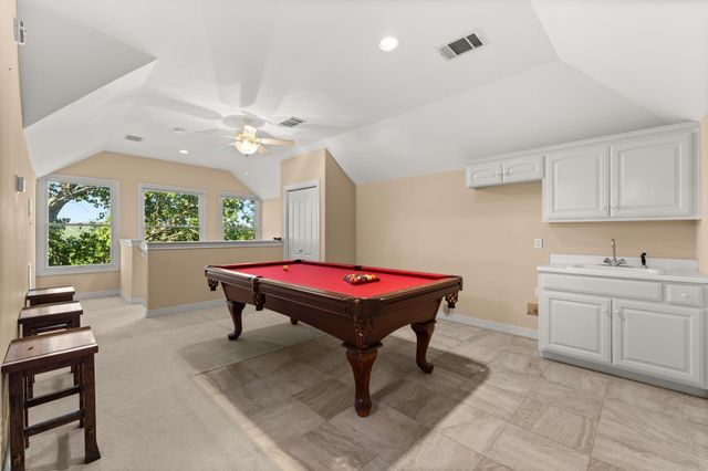 2819 Cliff PT, Spicewood, TX 78669