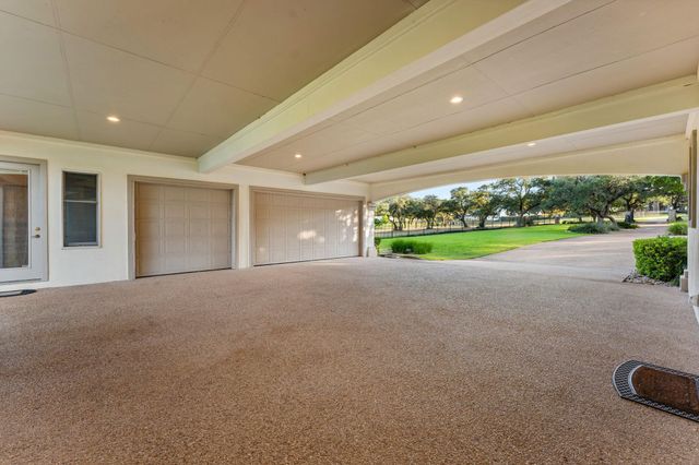 2819 Cliff PT, Spicewood, TX 78669