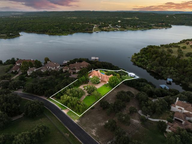 2819 Cliff PT, Spicewood, TX 78669