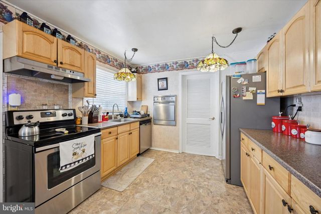 164 SOMERSET DR, Willingboro, NJ 08046