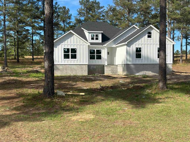 270 Woodridge Lane, Cairo, GA 39827