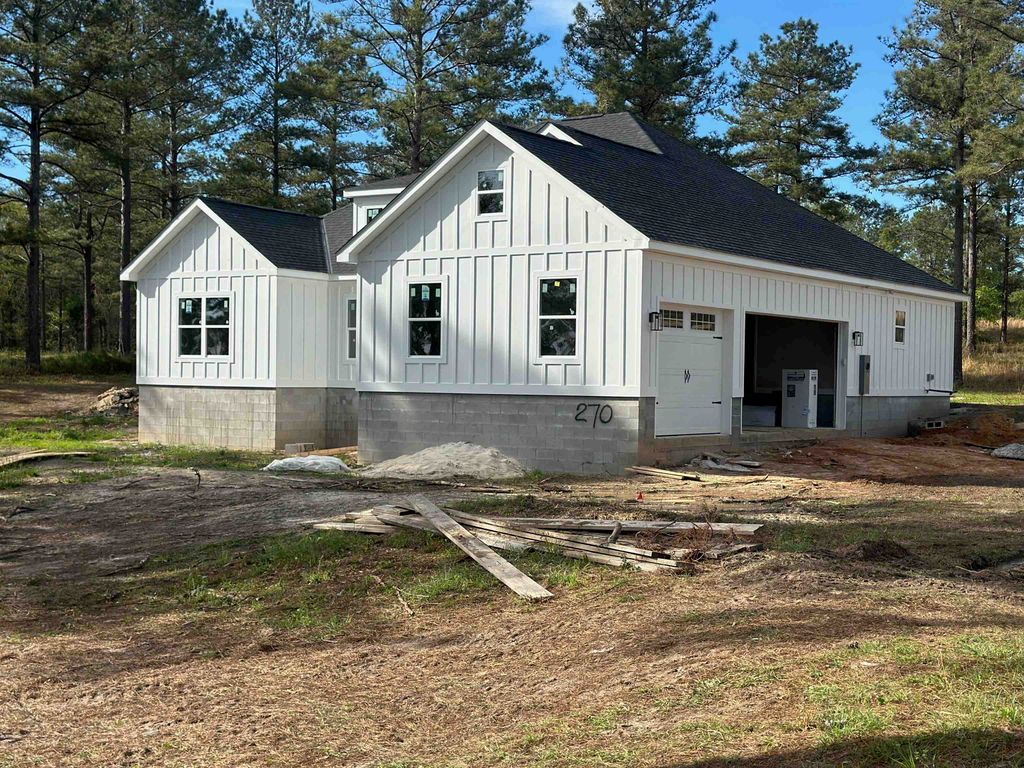 270 Woodridge Lane, Cairo, GA 39827