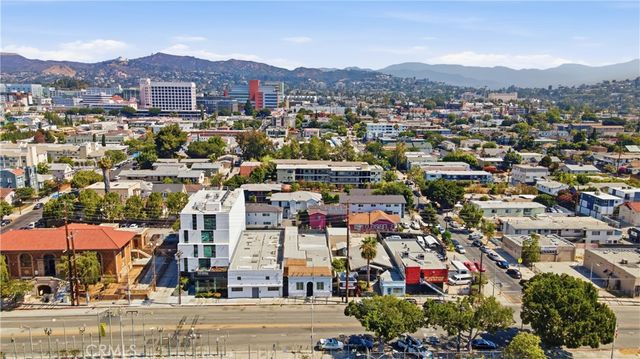 4563 Santa Monica, Los Angeles, CA 90029