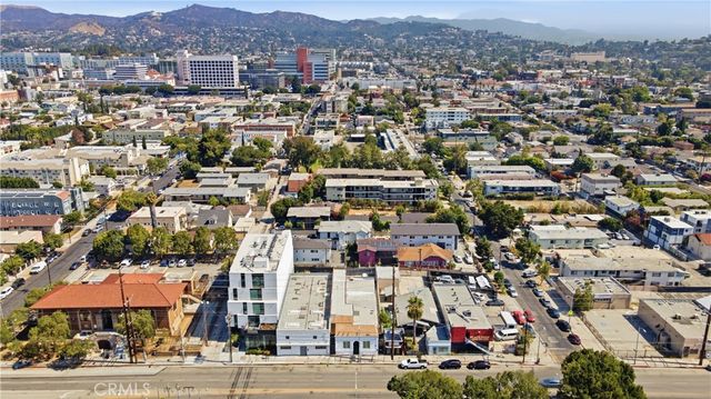 4563 Santa Monica, Los Angeles, CA 90029