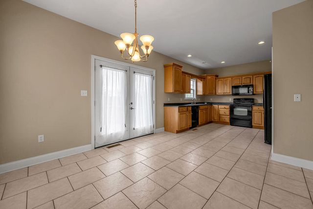 231 Lakeshore Drive, Georgetown, KY 40324