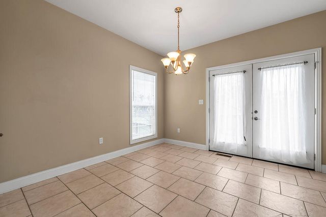 231 Lakeshore Drive, Georgetown, KY 40324