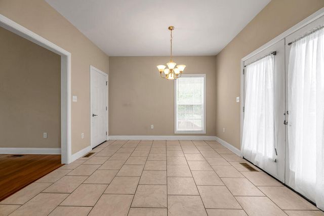 231 Lakeshore Drive, Georgetown, KY 40324