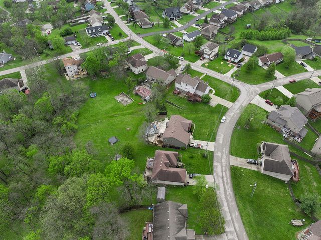 231 Lakeshore Drive, Georgetown, KY 40324