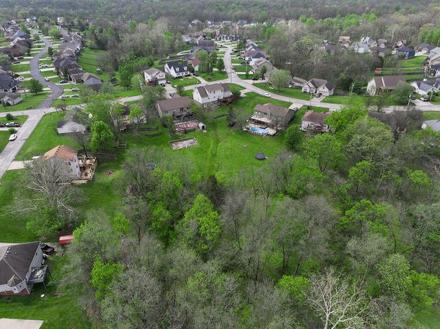 231 Lakeshore Drive, Georgetown, KY 40324