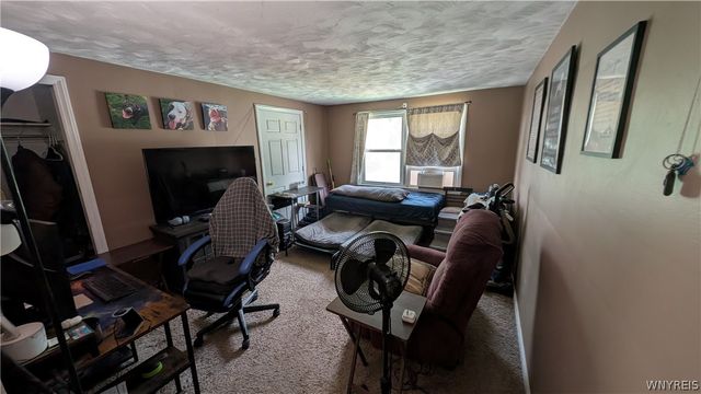 50 Amana Place, West Seneca, NY 14224