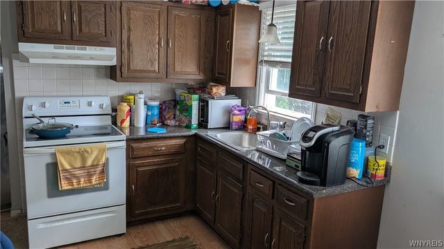 50 Amana Place, West Seneca, NY 14224