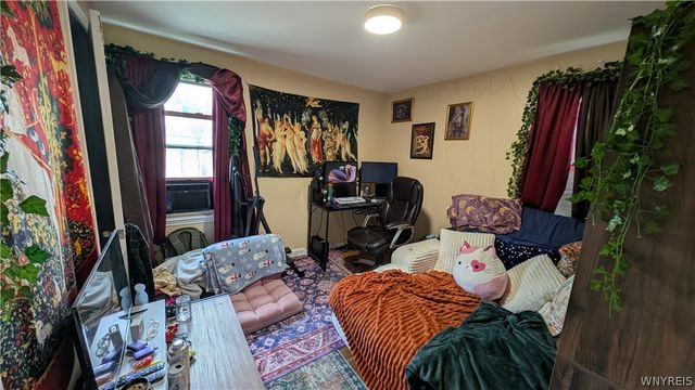 50 Amana Place, West Seneca, NY 14224
