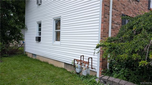 50 Amana Place, West Seneca, NY 14224