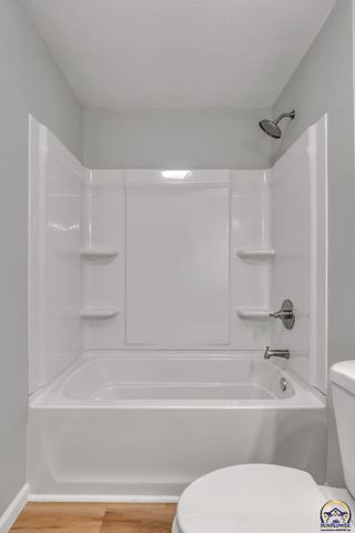 420 Osborn ST, Carbondale, KS 66414