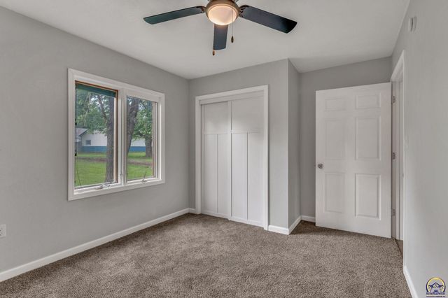 420 Osborn ST, Carbondale, KS 66414