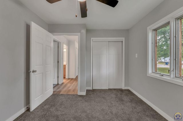420 Osborn ST, Carbondale, KS 66414