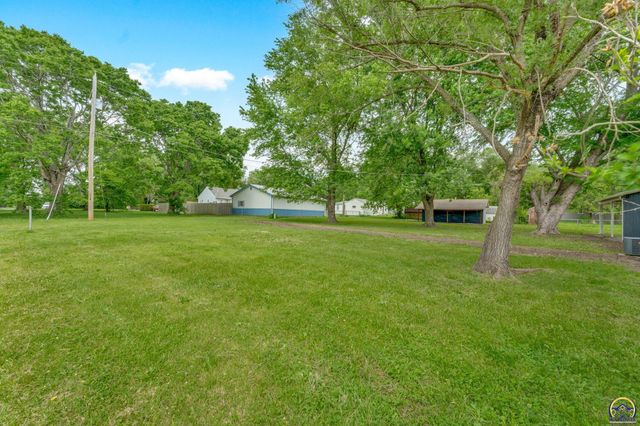 420 Osborn ST, Carbondale, KS 66414