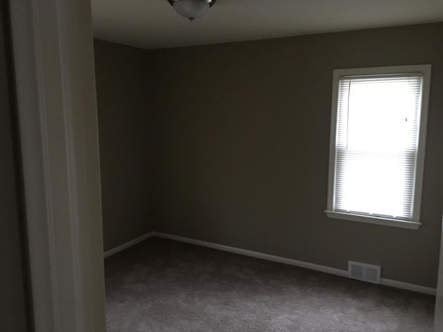 18705 Delaware Avenue, Redford, MI 48240