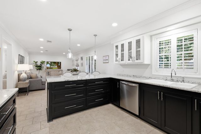 310 Amis St, Thibodaux, LA 70301