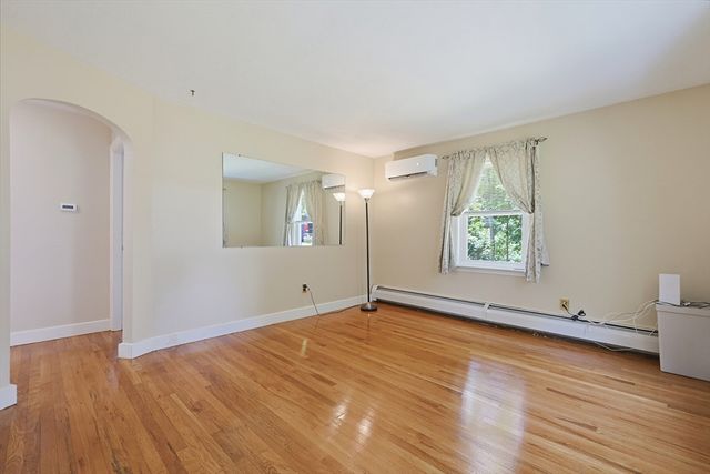 156 Hampton St, Auburn, MA 01501